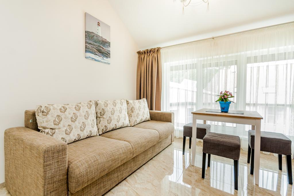 Prie Azuolo Apartment Juodkrante Ngoại thất bức ảnh