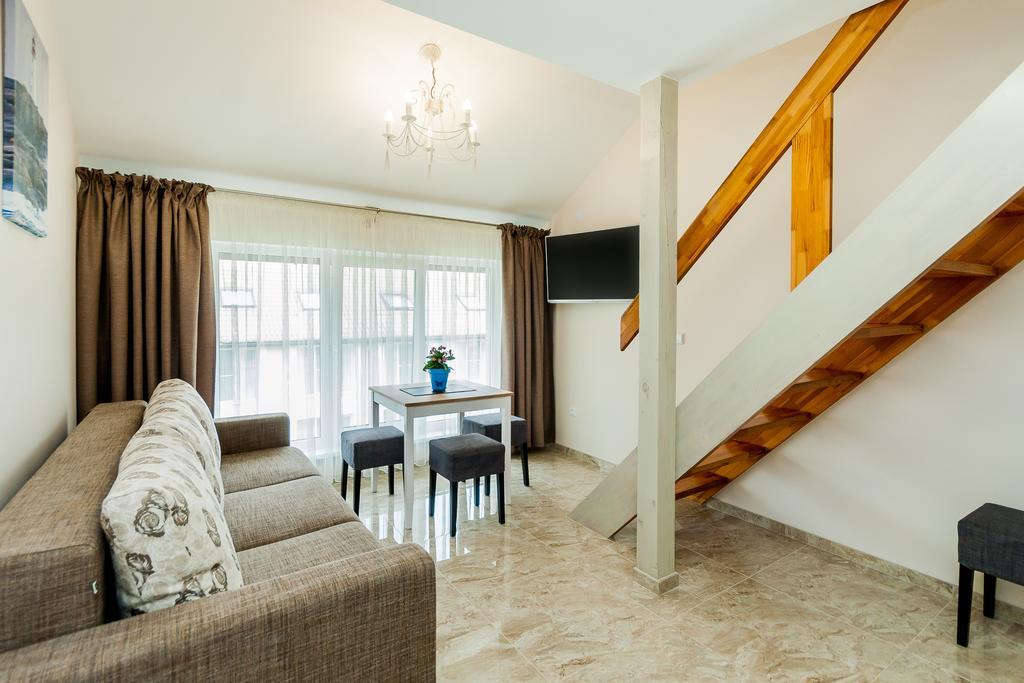 Prie Azuolo Apartment Juodkrante Ngoại thất bức ảnh