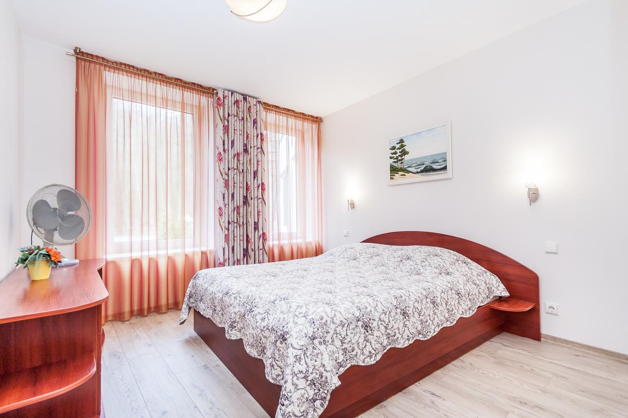 Prie Azuolo Apartment Juodkrante Ngoại thất bức ảnh